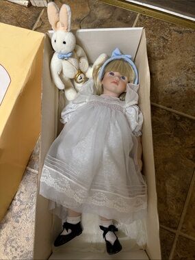 Pauline’s Limited Edition Doll’s Alice #536/1500 by Paula Bjonness-Jacobsen